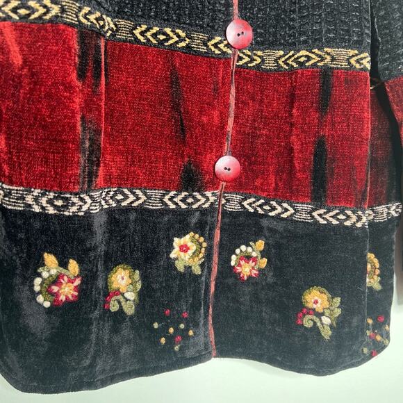 Vintage Boho Embroidered Velvet Jacket Red Black Artsy Patchwork Jacket Size M - Picture 9 of 13